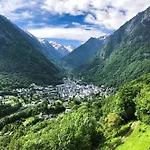 T2 A Avec Vue Montagne Et Parking - Fr-1-812-143 * كوتيريه
